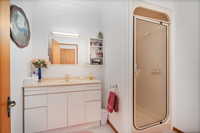 Photo of property in 127 Albert Street, Whitianga, 3510