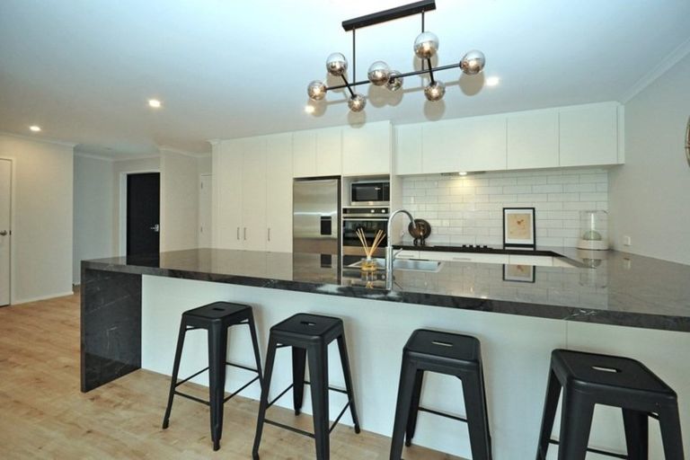 Photo of property in 11 Riverboat Lane, Helensville, 0800