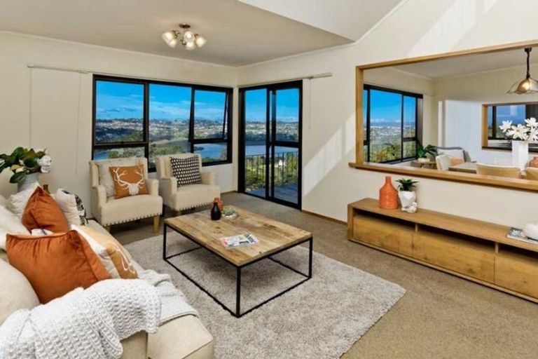 Photo of property in 291 Paremoremo Road, Paremoremo, Auckland, 0632