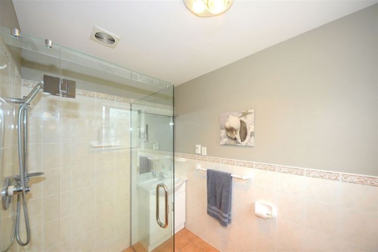 Photo of property in 27 Strathean Avenue, Avonhead, Christchurch, 8042