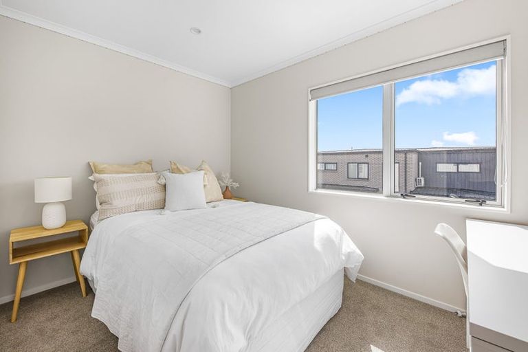 Photo of property in 7 Harewood Street, Whenuapai, Auckland, 0618