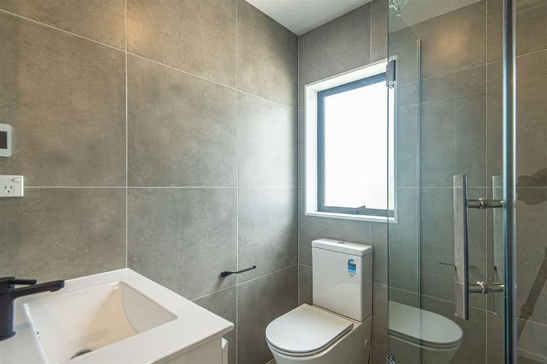 Photo of property in 6/143 Portage Road, New Lynn, Auckland, 0600