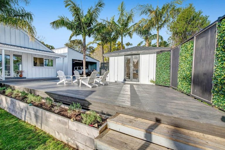 Photo of property in 61 Brian Crescent, Stanmore Bay, Whangaparaoa, 0932