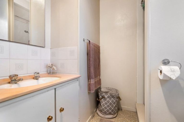 Photo of property in 21 Lina Place, Waiuku, 2123