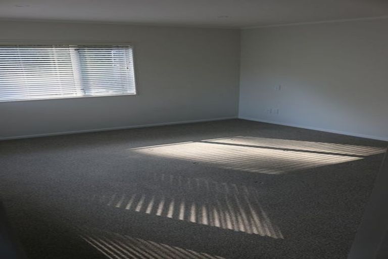 Photo of property in 87 Grant Road, Thorndon, Wellington, 6011