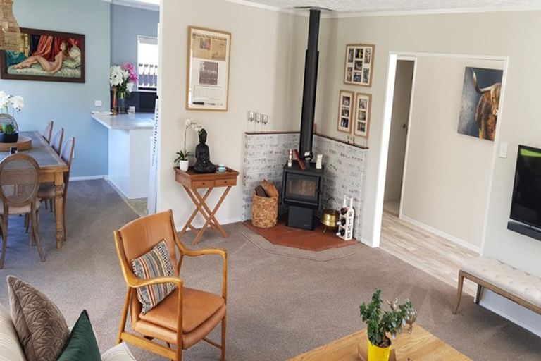 Photo of property in 24 Hetley Crescent, Taradale, Napier, 4112