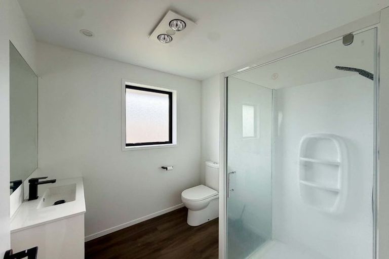 Photo of property in 6 Banks Street, Marfell, New Plymouth, 4310