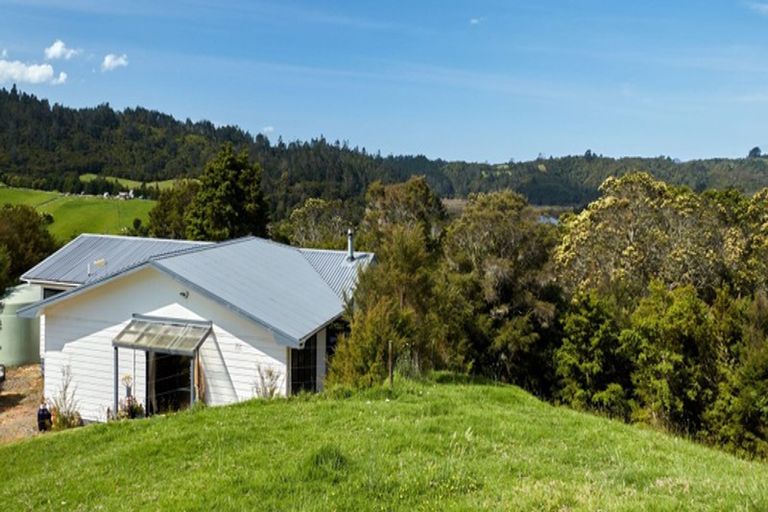 Photo of property in 53 Pakaru Road, Kawakawa, 0282