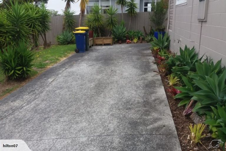 Photo of property in 1/27 Neptune Avenue, Beach Haven, Auckland, 0626