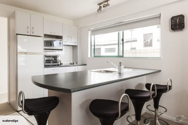 Photo of property in 8 Papaka Road, Ngunguru, Whangarei, 0173