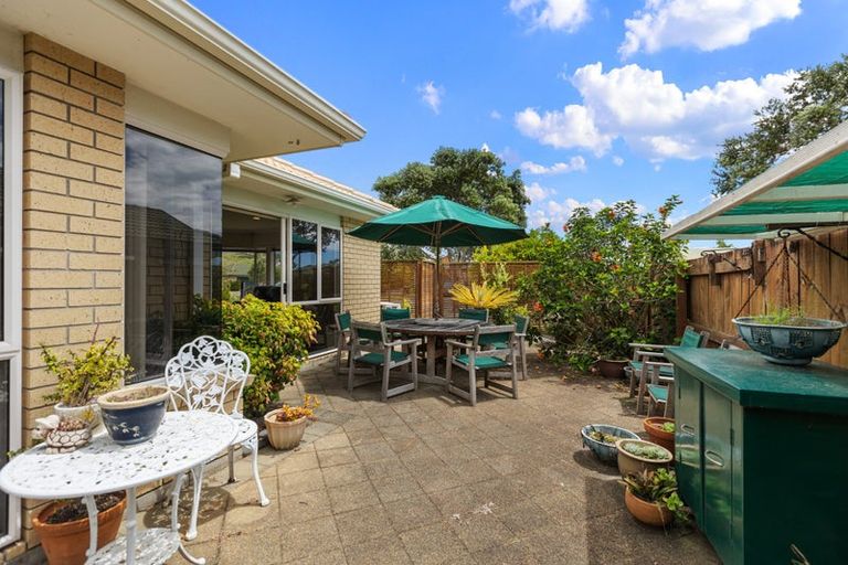 Photo of property in 156 Pacific View Road, Papamoa Beach, Papamoa, 3118