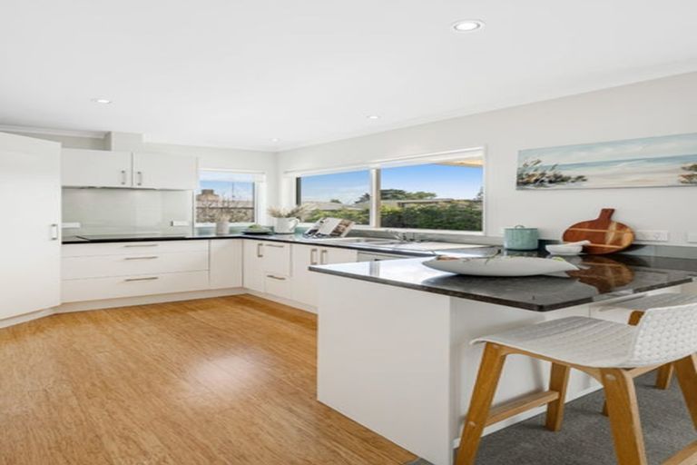 Photo of property in 28 Drake Street, Howick, Auckland, 2014