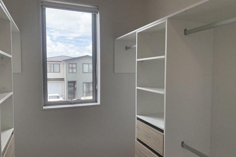 Photo of property in 2 Blackbird Lane, Hobsonville, Auckland, 0616