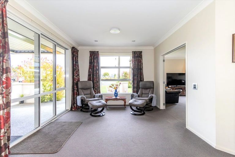 Photo of property in 100 Princes Street, Temuka, 7920
