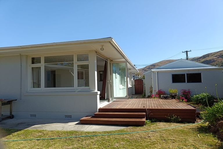 Photo of property in 43 Colenso Street, Sumner, Christchurch, 8081