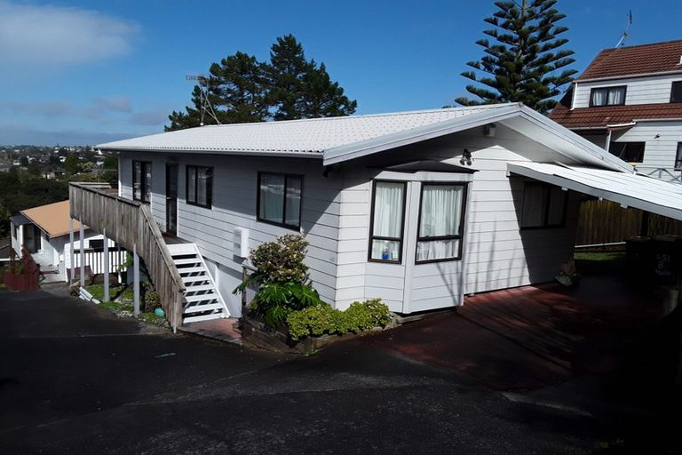 Photo of property in 51 Sunset Road, Totara Vale, Auckland, 0632