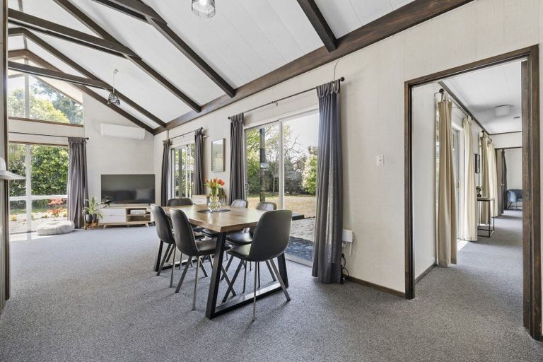 Photo of property in 17 Opawa Place, Terrace End, Palmerston North, 4410