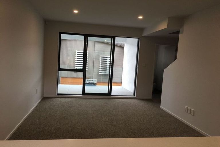 Photo of property in 5 Kanona Way, Albany Heights, Auckland, 0632