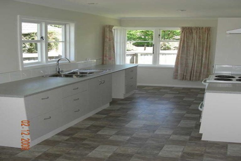 Photo of property in 38 Hollyford Avenue, Bryndwr, Christchurch, 8053