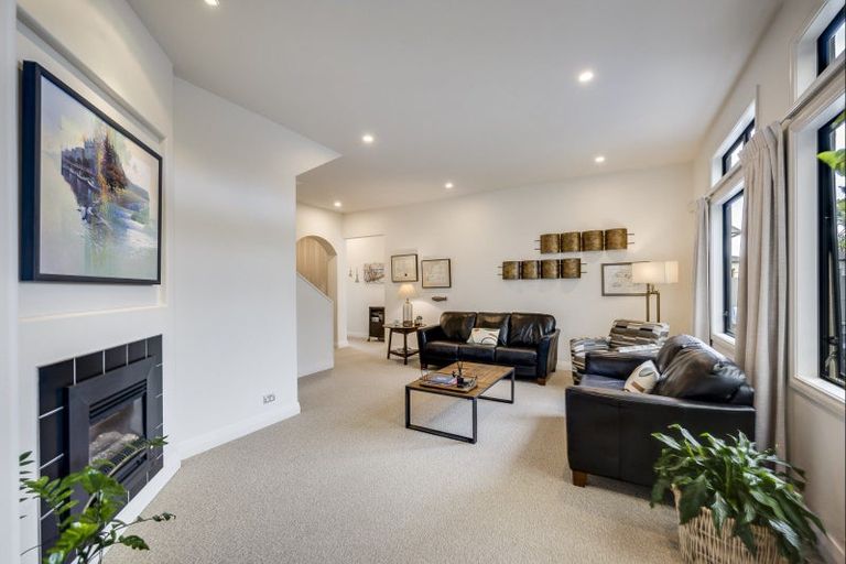 Photo of property in 15 Hunter Drive, Awatoto, Napier, 4110