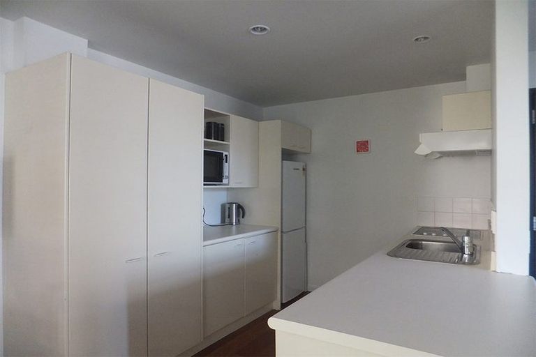 Photo of property in 5/69 Carlton Mill Road, Merivale, Christchurch, 8014