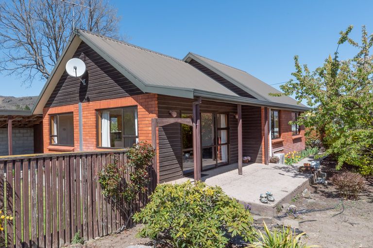 Photo of property in 157 Tarbert Street, Alexandra, 9320