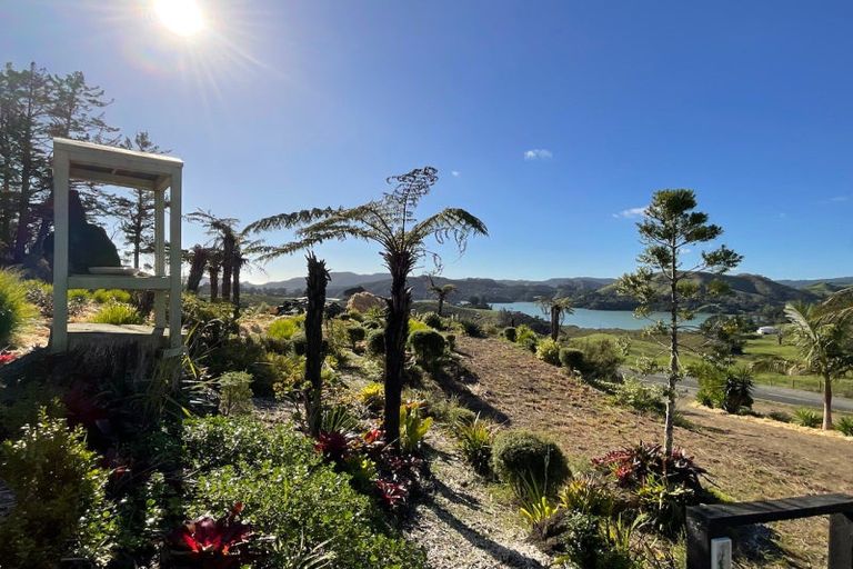 Photo of property in 33 Ota Point Road, Whangaroa, Kaeo, 0478