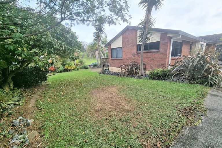 Photo of property in 15 Sailfish Drive, West Harbour, Auckland, 0618