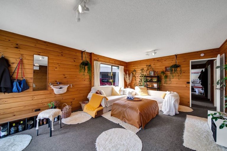 Photo of property in 4/99 Mangorei Road, Merrilands, New Plymouth, 4312