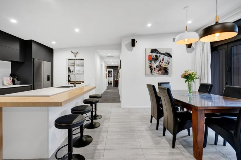 Photo of property in 57 Brooklands Road, Brooklands, New Plymouth, 4310