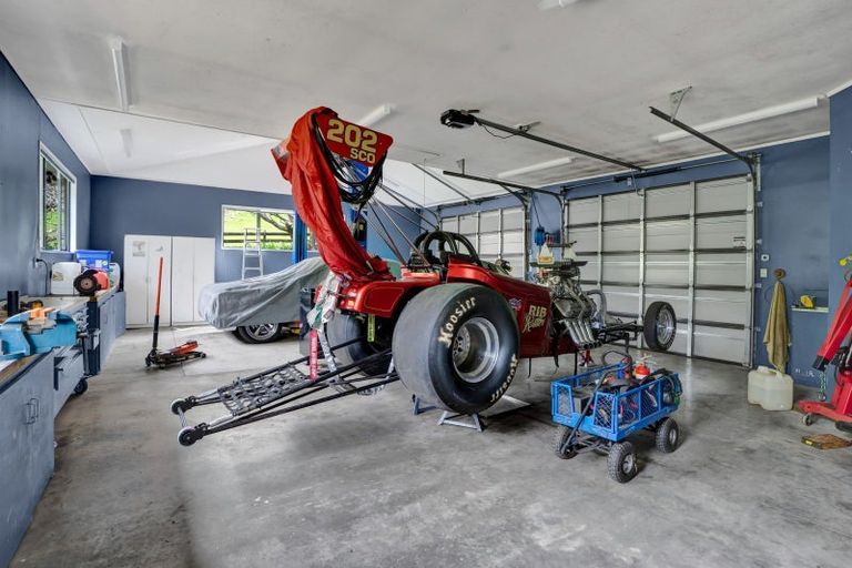 Photo of property in 371b Mangorei Road, Merrilands, New Plymouth, 4312