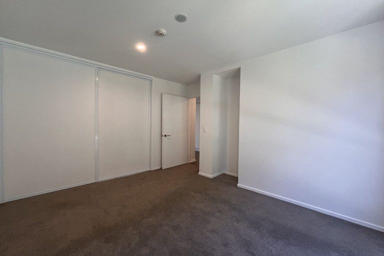 Photo of property in 2/1g Hewitts Road, Merivale, Christchurch, 8014
