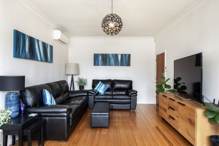 Photo of property in 2 Riverbend Road, Onekawa, Napier, 4110