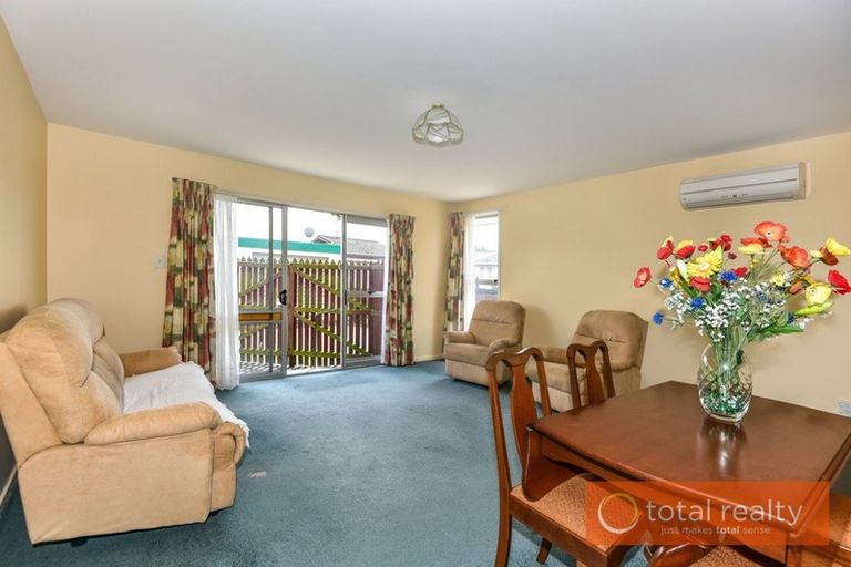 Photo of property in 3/20 Oakhampton Street, Hornby, Christchurch, 8042