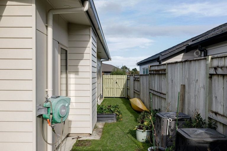 Photo of property in 6 Silkwood Place, Fitzherbert, Palmerston North, 4410