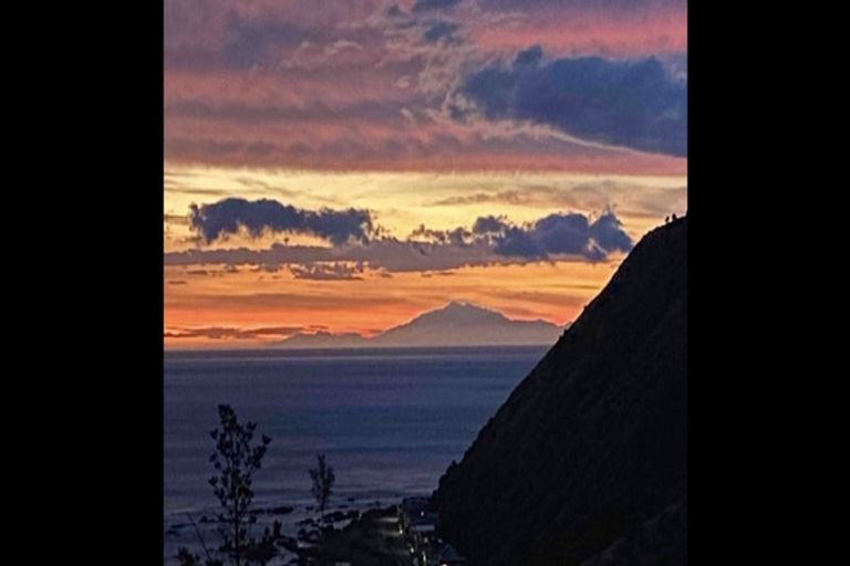 Photo of property in 59a Frobisher Street, Island Bay, Wellington, 6023