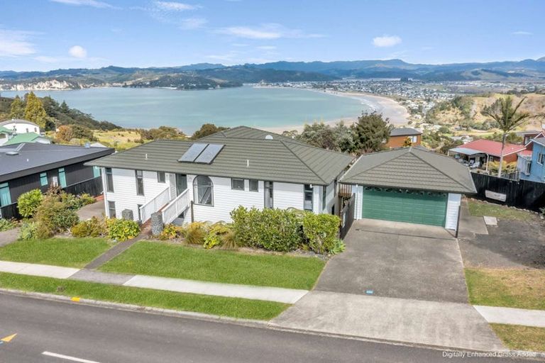 Photo of property in 91 Centennial Drive, Whitianga, 3510