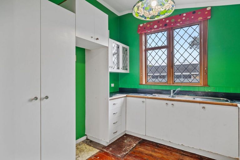 Photo of property in 8 Millar Street, Terrace End, Palmerston North, 4410