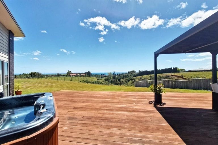 Photo of property in 1 Wilson Road, Urenui, 4375