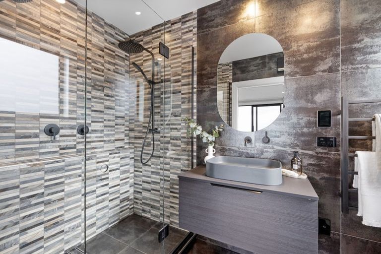 Photo of property in 66 Hackthorne Road, Cashmere, Christchurch, 8022