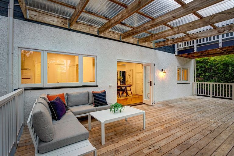 Photo of property in 755 West Coast Road, Oratia, Auckland, 0604