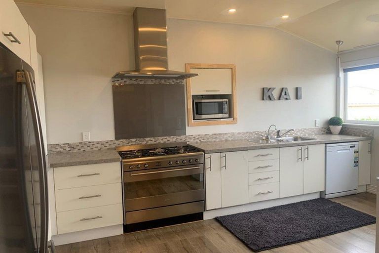 Photo of property in 107 Waihi Road, Hawera, 4610