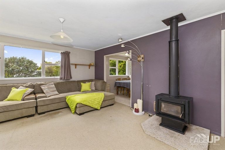Photo of property in 13 Parma Place, Henderson, Auckland, 0612