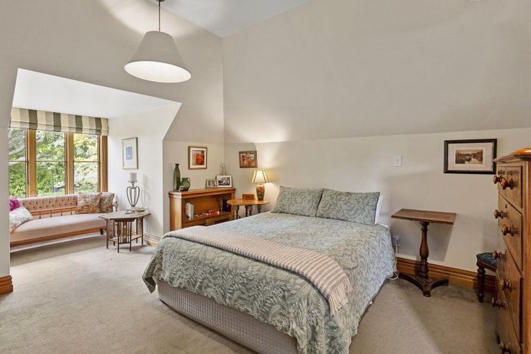 Photo of property in 12 Glenburn Place, Avonhead, Christchurch, 8042