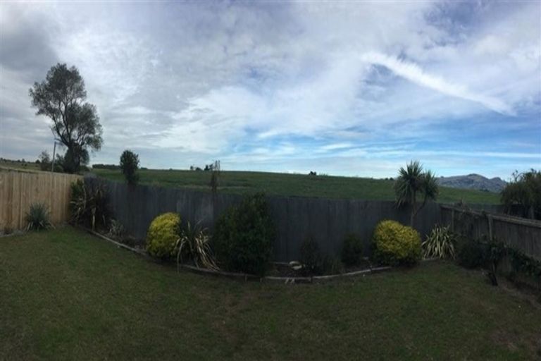 Photo of property in 71 Saint Heliers Crescent, Aranui, Christchurch, 8061