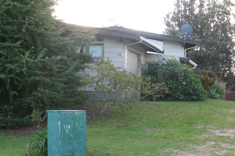 Photo of property in 42 Kennedy Park Drive, Pauanui, Hikuai, 3579