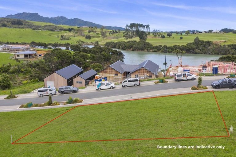 Photo of property in 9 Omahina Street, Raglan, 3225