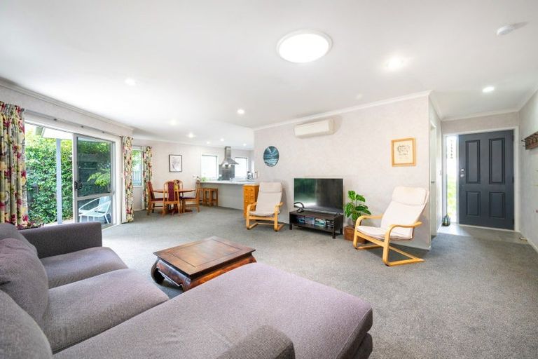 Photo of property in 117 Mcleod Street, Camberley, Hastings, 4120