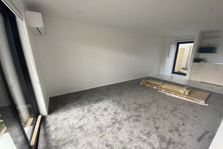 Photo of property in 3/216 Rosebank Road, Avondale, Auckland, 1026