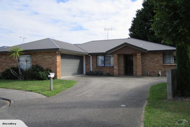 Photo of property in 6 Kirk Close, Rototuna, Hamilton, 3210